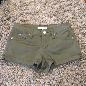 NWOT WannaBetaButt shorts